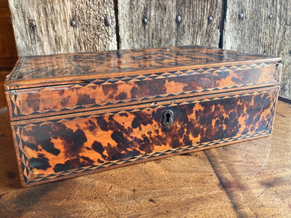 Exquisite 19th century tortoiseshell workbox View IV