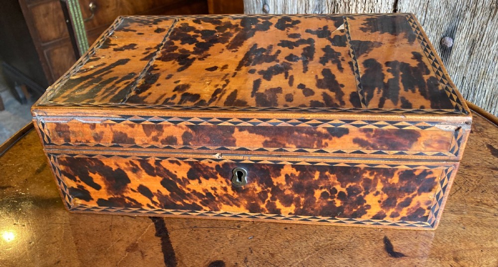 Exquisite 19th century tortoiseshell workbox View V