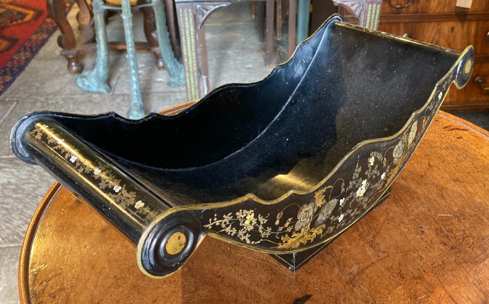 19th century toleware cheese coaster View IV