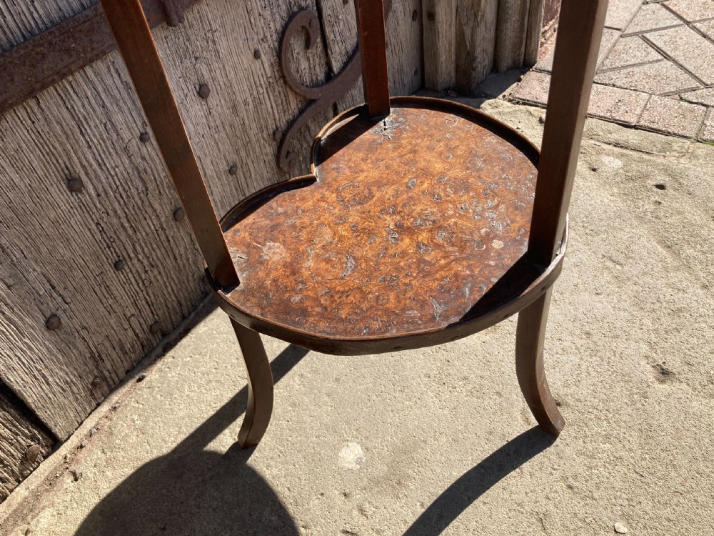 A 19th century burr elm heart-shaped 2 tier etagere View V