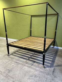 19TH CENTURY ANGLO INDIAN EBONY FOUR POSTER BED