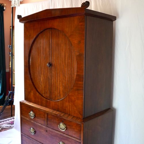 RARE REGENCY MAHOGANY CIRCULAR TAMBOUR LINEN PRESS CABINET - ADDITIONAL PHOTO 8