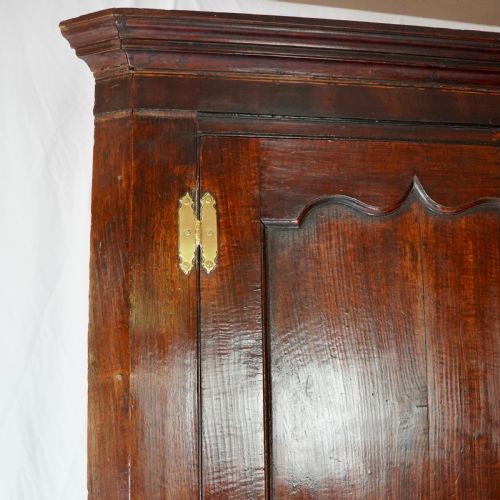LARGE GEORGE II OAK DOUBLE FLOORSTANDING CORNER CUPBOARD - ADDITIONAL PHOTO 3
