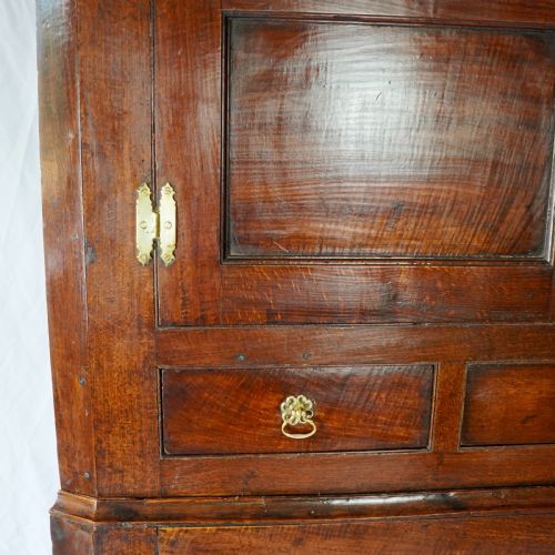LARGE GEORGE II OAK DOUBLE FLOORSTANDING CORNER CUPBOARD - ADDITIONAL PHOTO 4