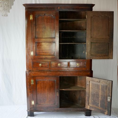 LARGE GEORGE II OAK DOUBLE FLOORSTANDING CORNER CUPBOARD - ADDITIONAL PHOTO 7