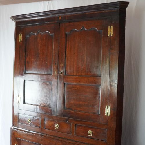 LARGE GEORGE II OAK DOUBLE FLOORSTANDING CORNER CUPBOARD - ADDITIONAL PHOTO 10