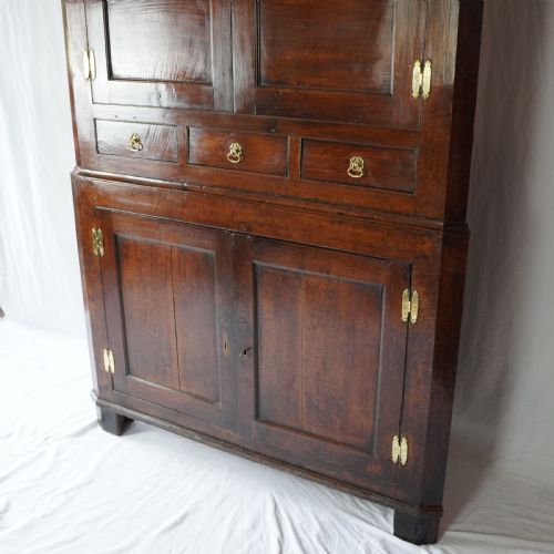 LARGE GEORGE II OAK DOUBLE FLOORSTANDING CORNER CUPBOARD - ADDITIONAL PHOTO 11