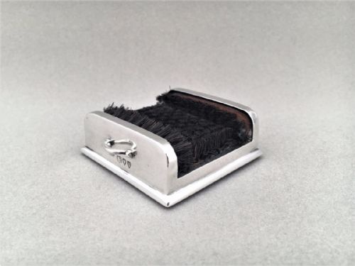 fig 1. A novelty Victorian Sampson Mordan Silver pen wipe.