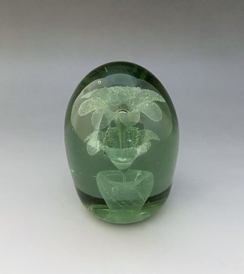 A Superb Victorian Glass Dump/paperweight
