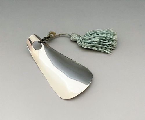 fig 1. A Fine 1930's Silver Shoe Horn