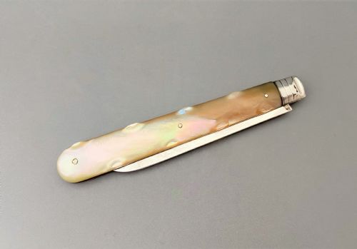 fig 1. A fine Victorian silver & mother-of-pearl fruit knife