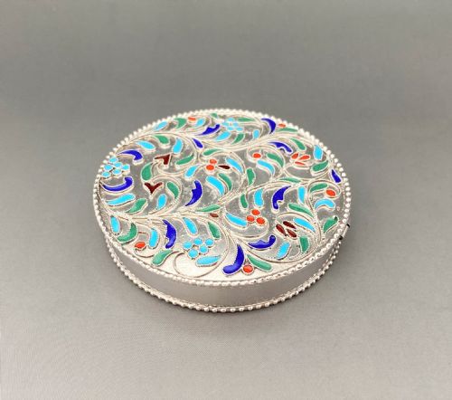 fig 1. A gorgeous silver and Cloisonné enamel compact