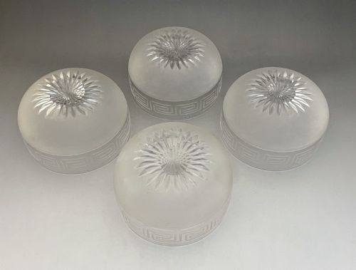 A MATCHING SET OF 4 VICTORIAN GREEK KEY ETCHED FINGER BOWLS - ADDITIONAL PHOTO 4