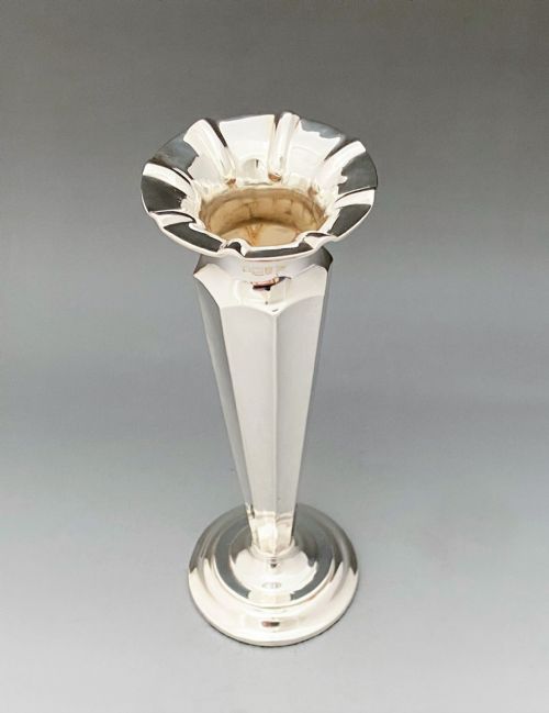 fig 1. A stylish Edwardian silver trumpet vase