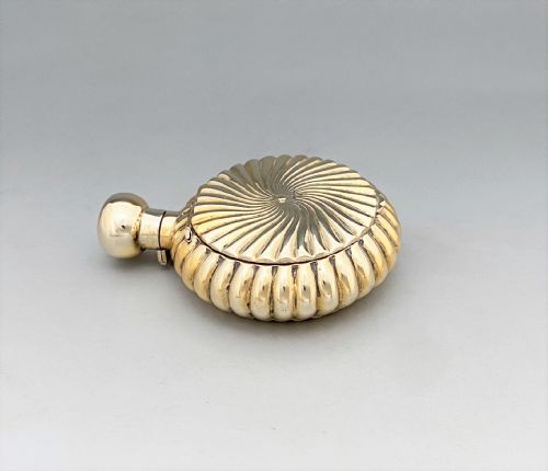 fig 1. A superb Victorian silver gilt scent bottle/pill box