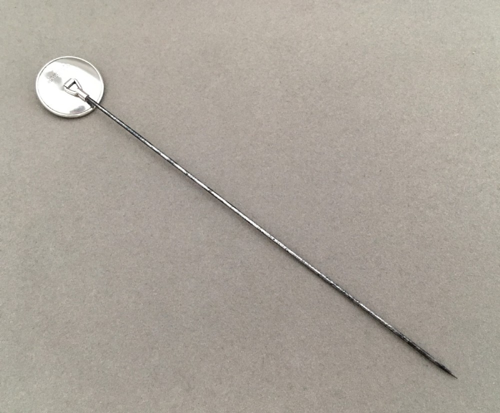 A stunning silver & guilloche enamel hat pin View V