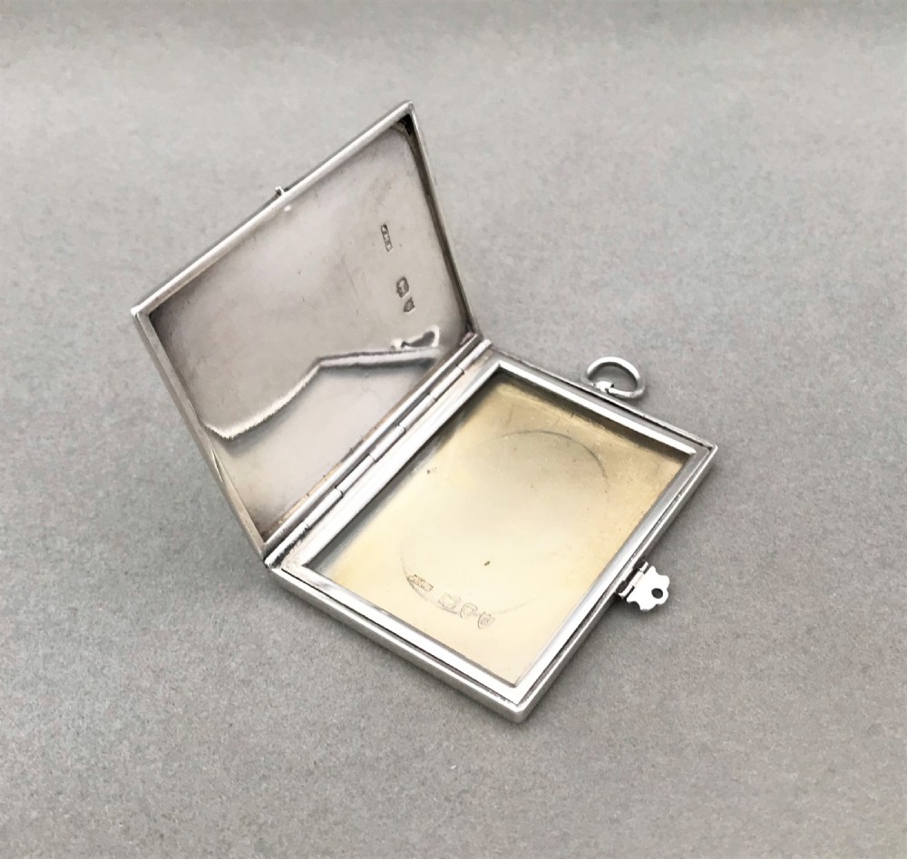 A superb Victorian silver travelling photo frame View III