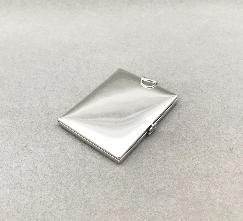 A superb Victorian silver travelling photo frame View IV