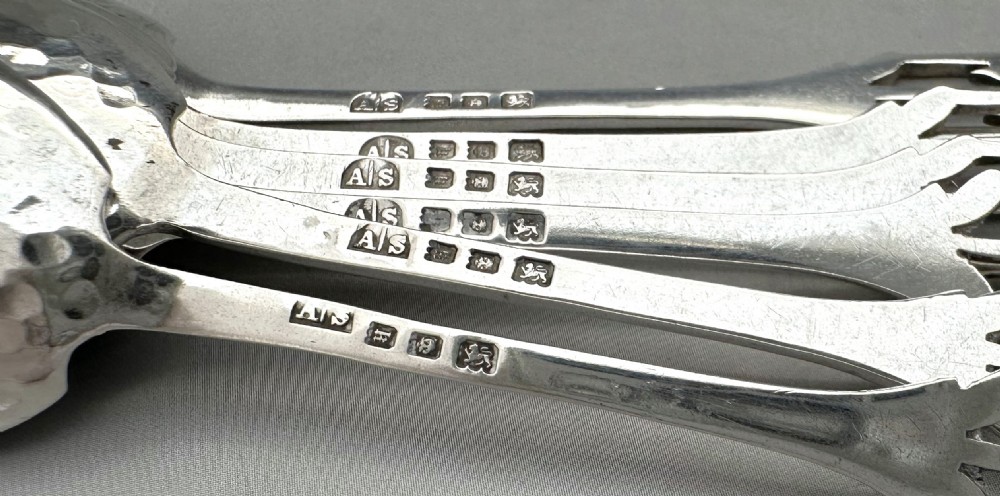 A superb set of 6 boxed silver Arts & Crafts teaspoons by Amy Sandheim View VI
