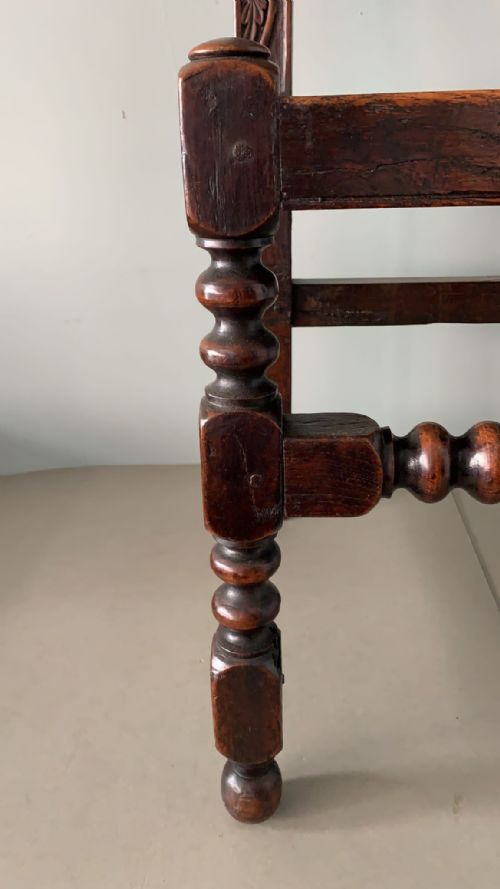 ANTIQUE 17THC OAK CHAIR - ADDITIONAL PHOTO 6