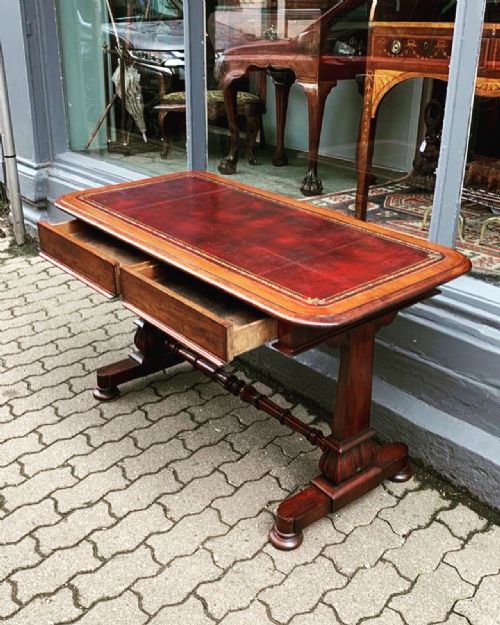 A WILLIAM IV MAHOGANY LIBRARY TABLE - ADDITIONAL PHOTO 3