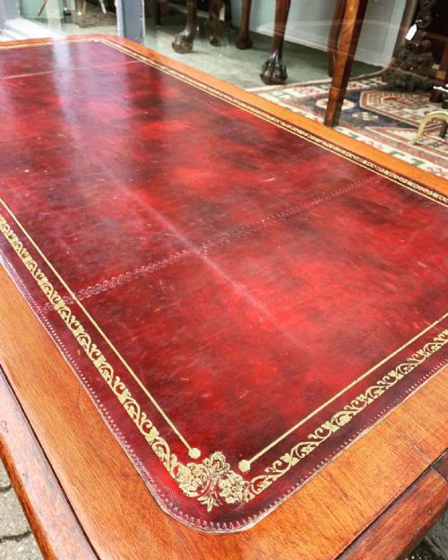 A WILLIAM IV MAHOGANY LIBRARY TABLE - ADDITIONAL PHOTO 4