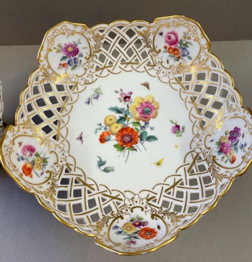 AN19THC PAIR OF COMPORTS - ADDITIONAL PHOTO 2