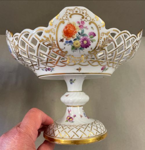 AN19THC PAIR OF COMPORTS - ADDITIONAL PHOTO 4