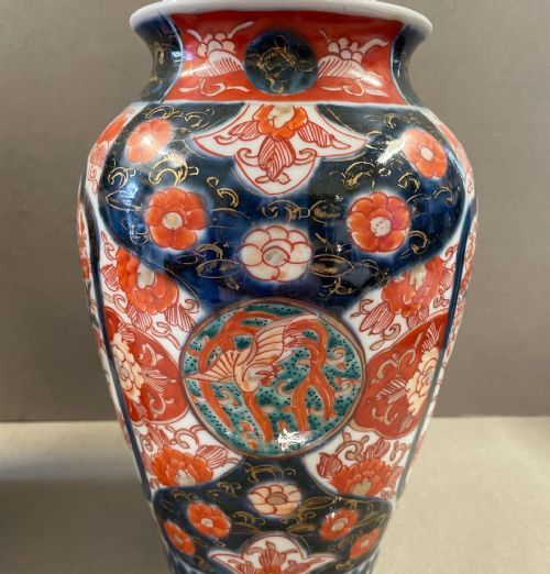 PAIR OF 19THC IMARI VASES - ADDITIONAL PHOTO 1