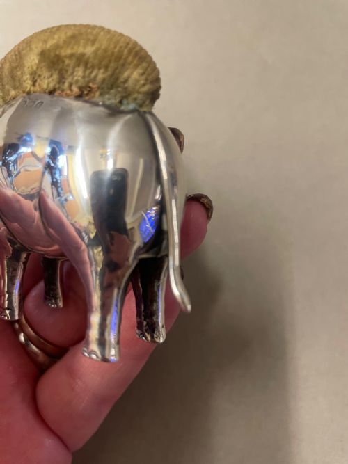 AN ANTIQUE SILVER ELEPHANT PIN CUSHION - ADDITIONAL PHOTO 6