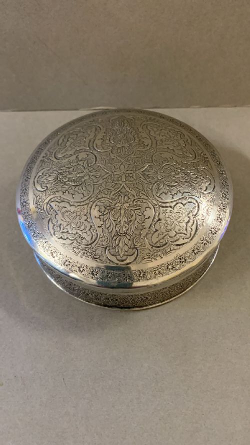 AN ANTIQUE PERSIAN BOX - ADDITIONAL PHOTO 8