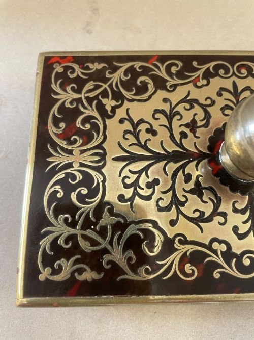 AN ANTIQUE BOULLE PAPERWEIGHT - ADDITIONAL PHOTO 4