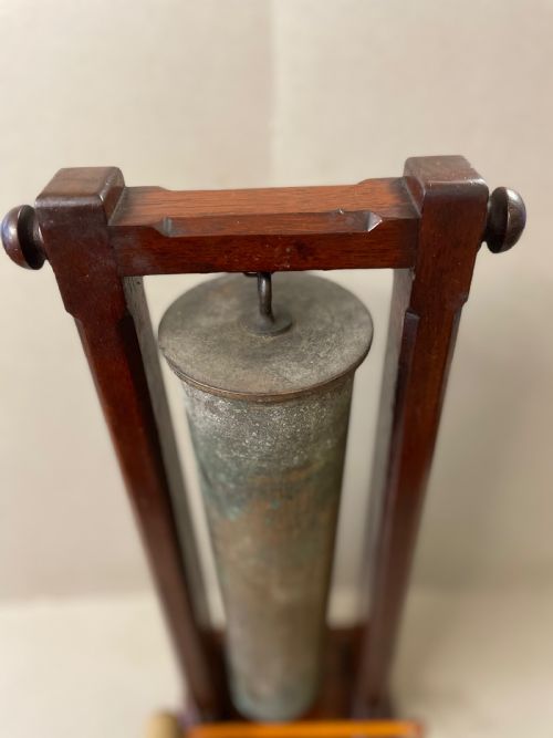 AN ANTIQUE WW 1 TABLE GONG - ADDITIONAL PHOTO 4