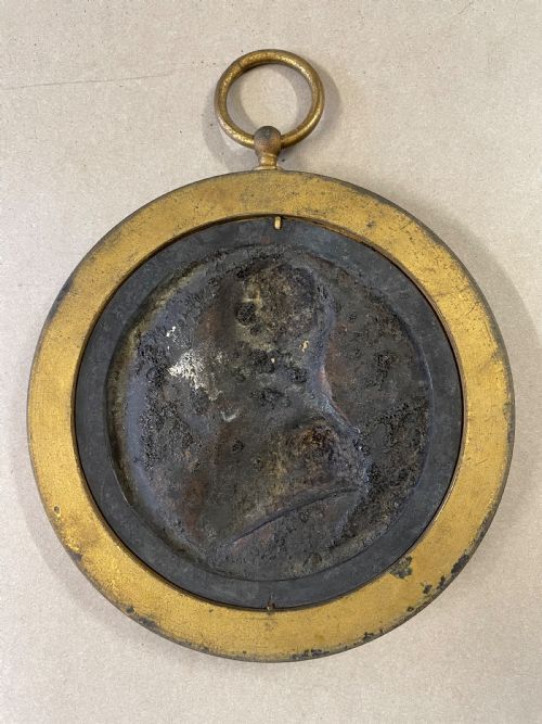 AN ANTIQUE BRONZE ROUNDEL OF NAPOLEON BONAPARTE - ADDITIONAL PHOTO 6