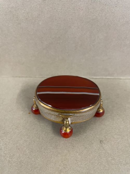 an antique banded agate trinket box - CATEGORY: ANTIQUE BOXES - DATED 19TH CENTURY