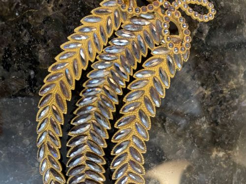 AN ANTIQUE CUT STEEL BROOCH - ADDITIONAL PHOTO 1