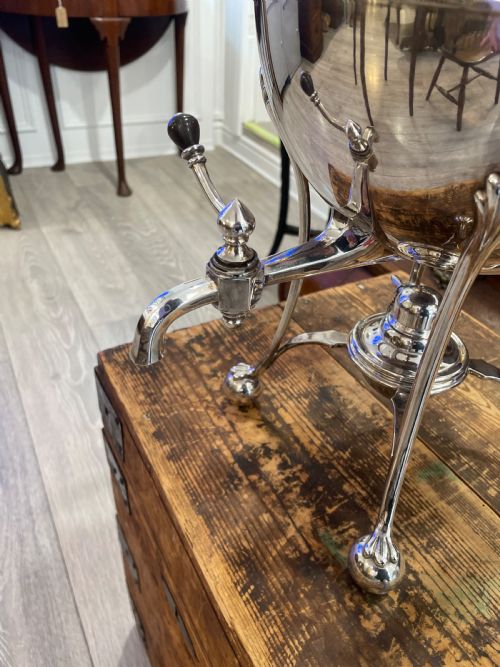 A SILVER PLATE HOT WATER URN - ADDITIONAL PHOTO 3