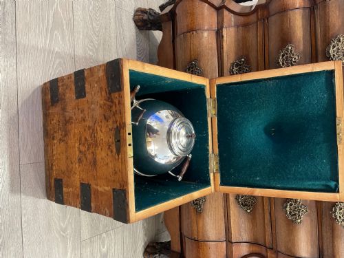 A SILVER PLATE HOT WATER URN - ADDITIONAL PHOTO 1