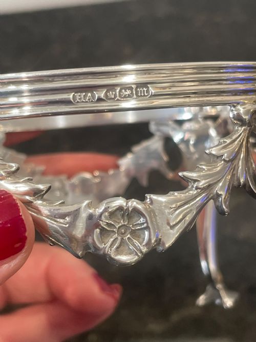A SILVER FRUIT BOWL OR BON BON DISH ON STAND - ADDITIONAL PHOTO 2