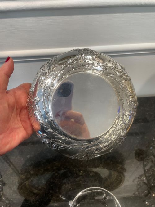 A SILVER FRUIT BOWL OR BON BON DISH ON STAND - ADDITIONAL PHOTO 4