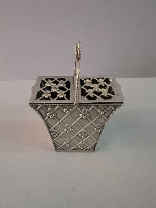 A SILVER MINIATURE SWEATMEAT BASKET