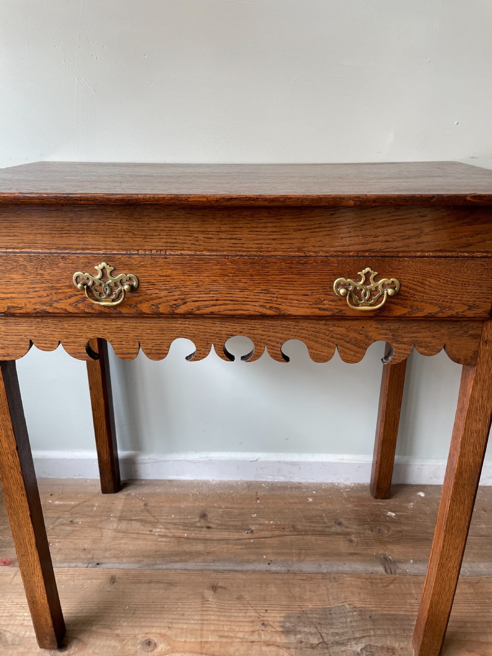 An early 19thC Welsh Oak Side Table View IV