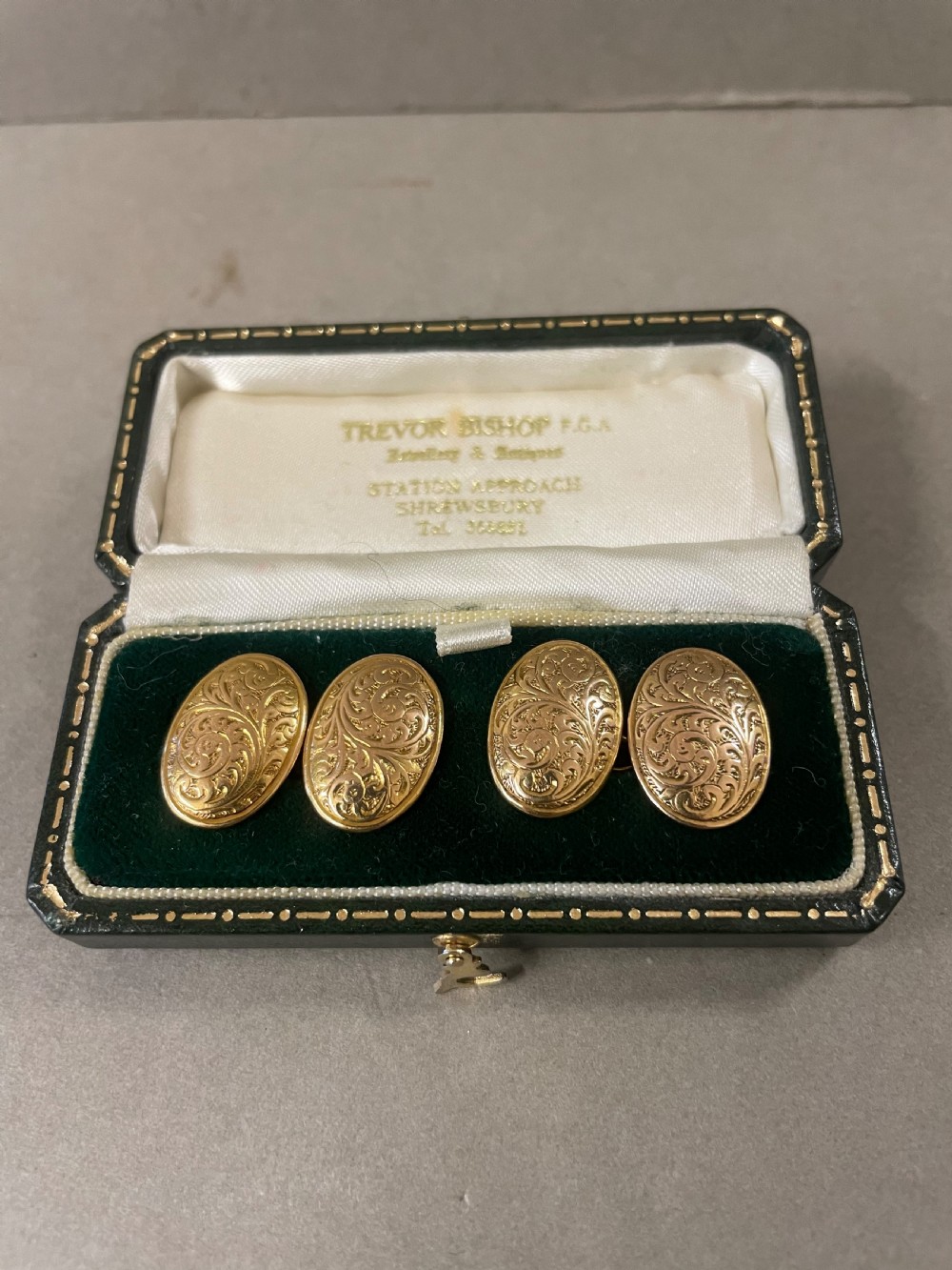 An Antique Pair of 18ct Cufflinks