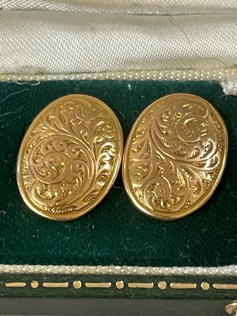 An Antique Pair of 18ct Cufflinks View II