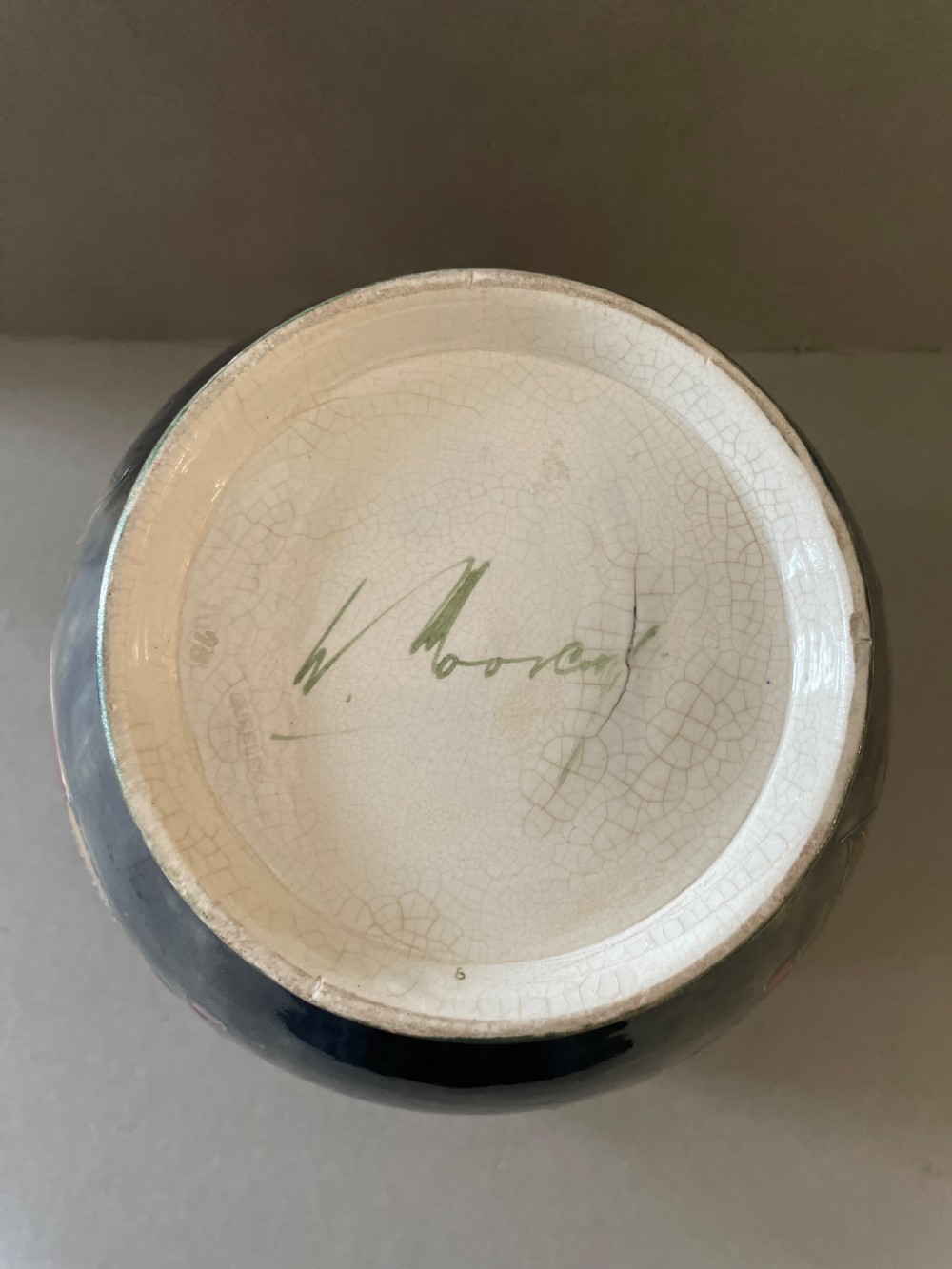 A moorcroft jardiniere View VII