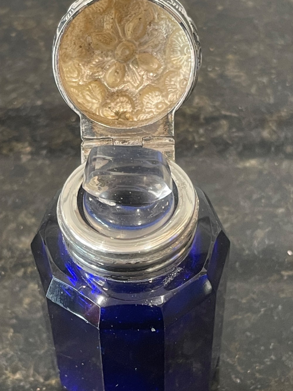 Silver top scent bottle View IV
