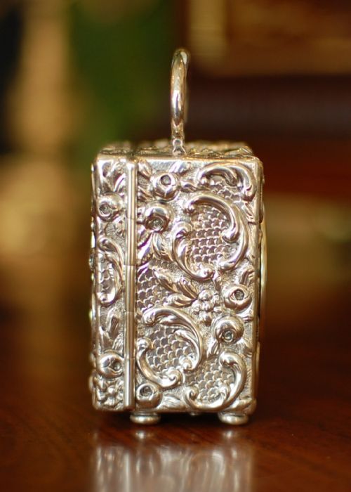 SILVER CARRIAGE TIMEPIECE 'REPOUSSE' CASE - ADDITIONAL PHOTO 3