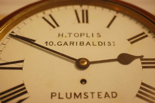 SCHOOL CLOCK 12 DIAL CIRCA 1890 - ADDITIONAL PHOTO 1