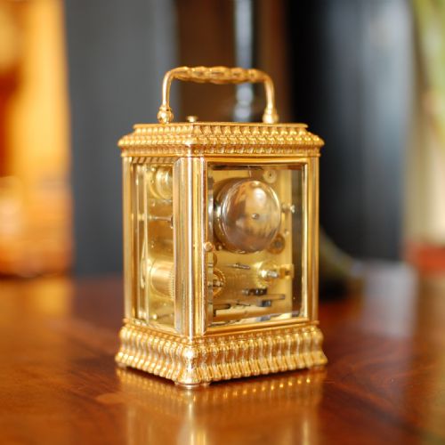 RARE 'GADROONED' CARRIAGE CLOCK - ADDITIONAL PHOTO 4