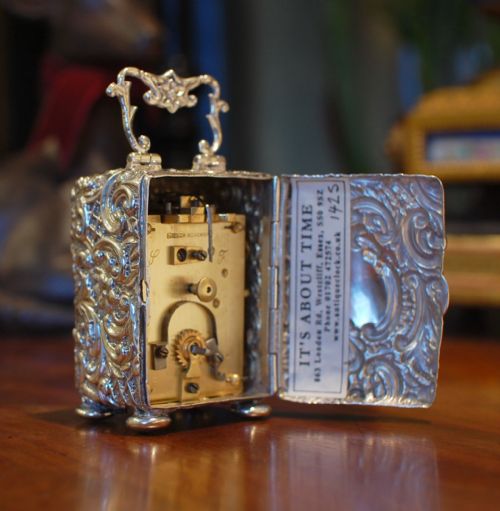R CO TIMEPIECE REPOUSSE CARRIAGE CLOCK - ADDITIONAL PHOTO 1
